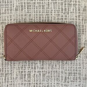 Michael kors wallet